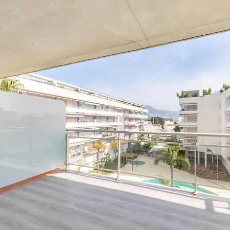 Apartamento Con Terraza Y Vista Piscina Apartment Roses