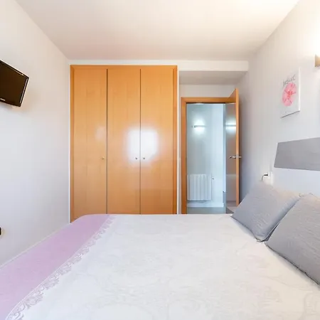 Apartamento Con Terraza Y Vista Piscina