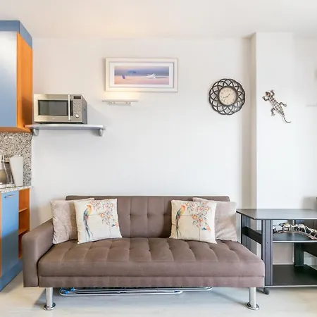 Apartamento Con Terraza Y Vista Piscina